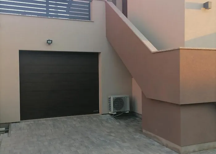 Apartament Doraj *